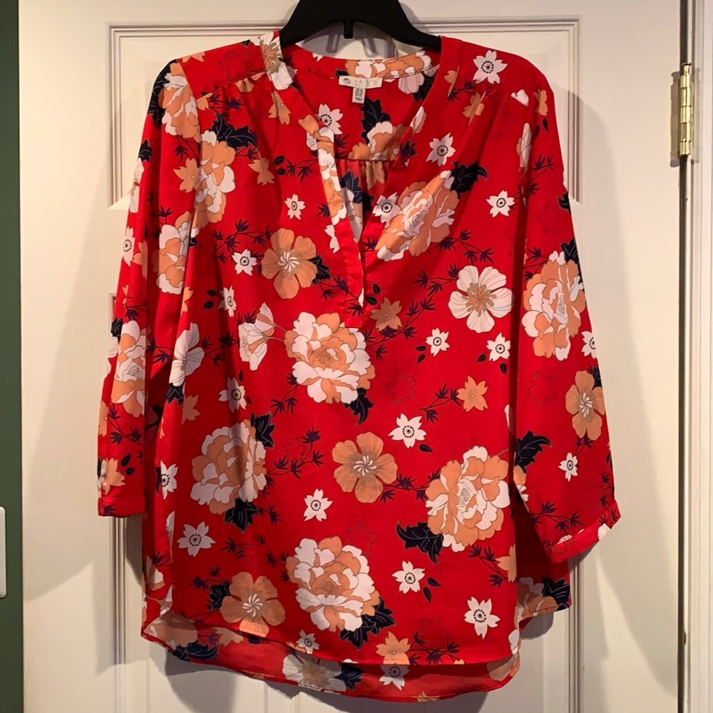 Floral top